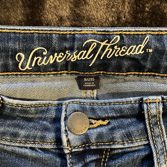 Universal Thread Jean - Picture 2 of 3
